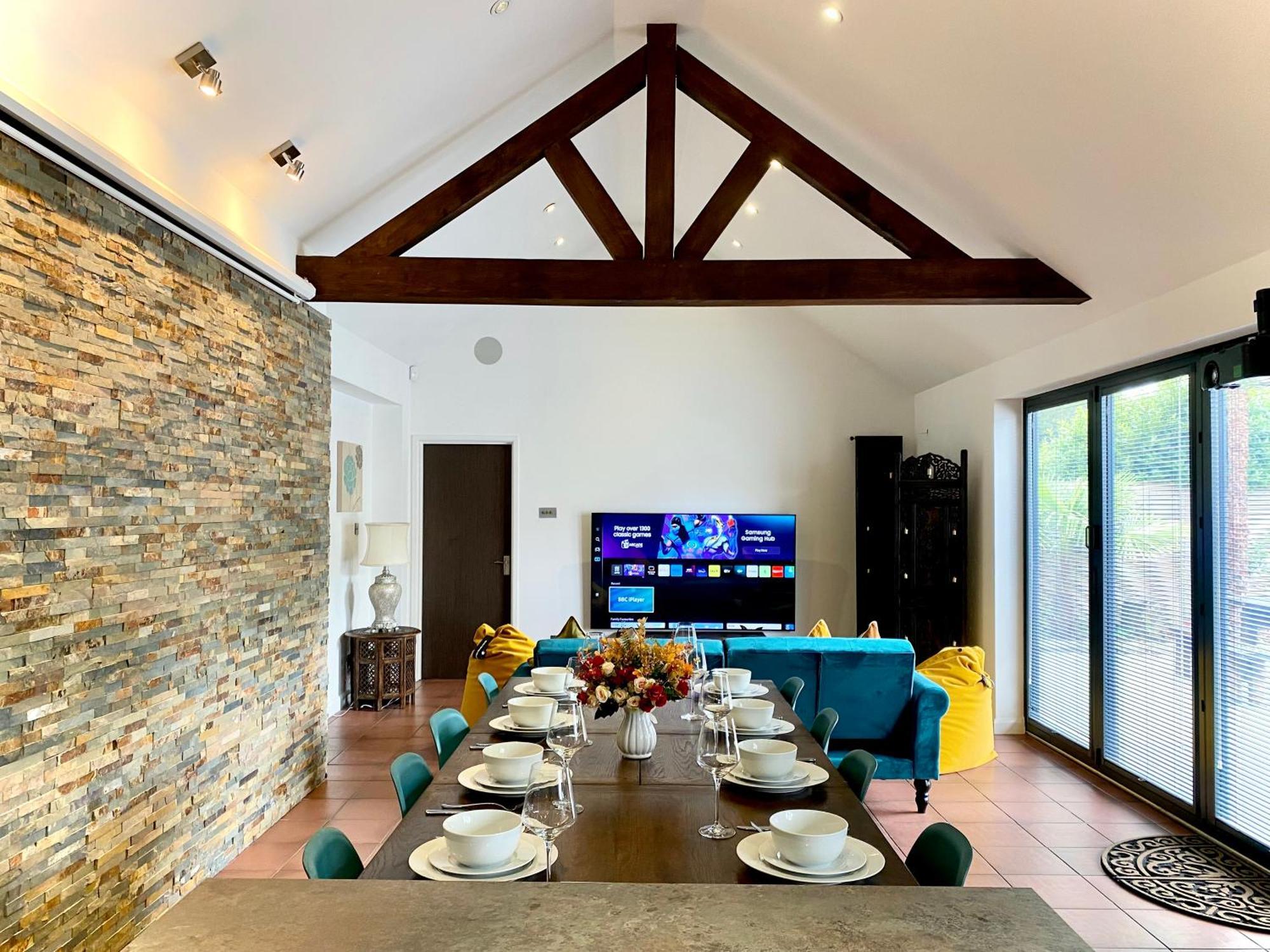 5 Bedroom Bungalow Ascot Racecourse エクステリア 写真